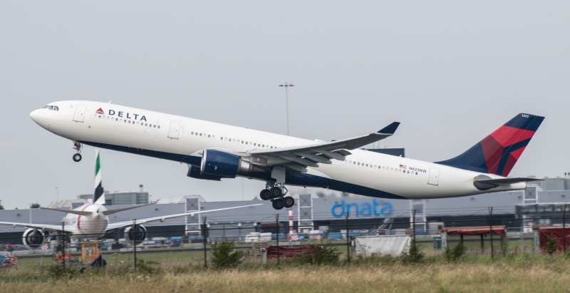 Delta A330
